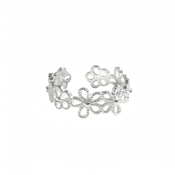 Lace Hollow Flower Ring