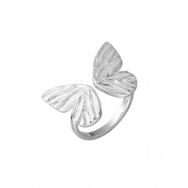 Dynamic Butterfly Ring
